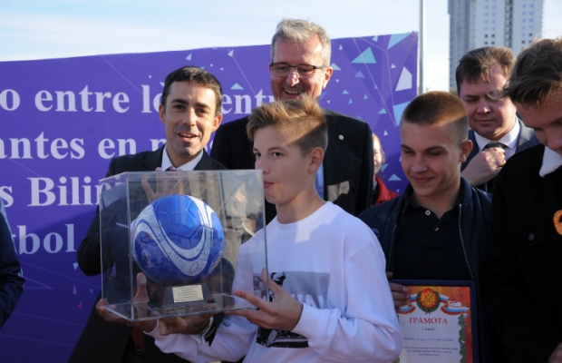 В Ростове-на-Дону впервые состоялся "испанский" футбольный турнир среди школьников